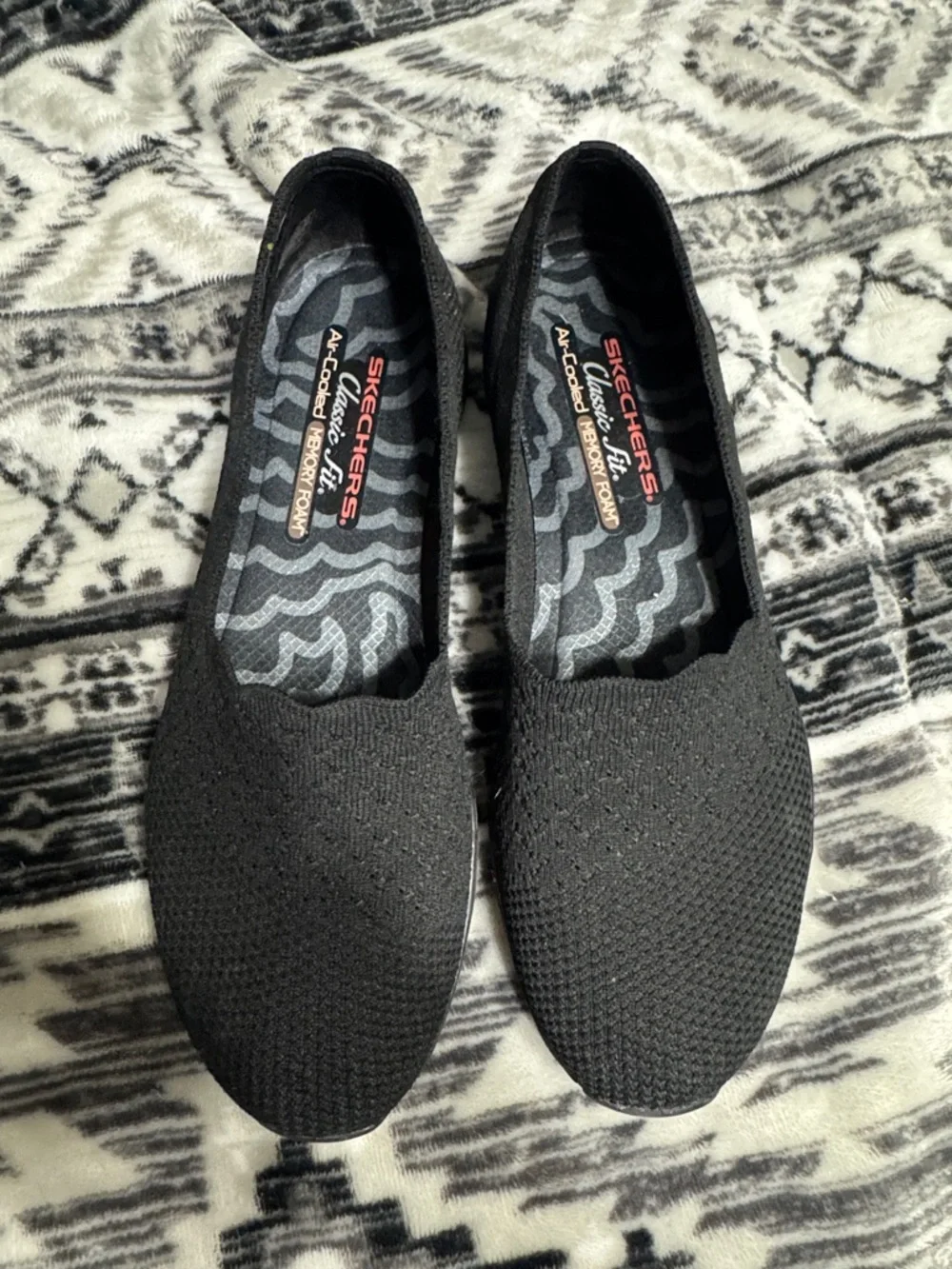 Skechers Black Knit Classic Fit Memory Foam Slip-On Flats - Picture 3 of 4